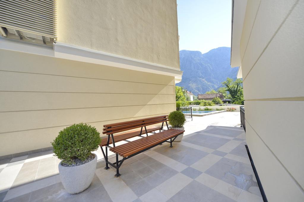 Posto Capitano C Group Apartamento Kotor Exterior foto