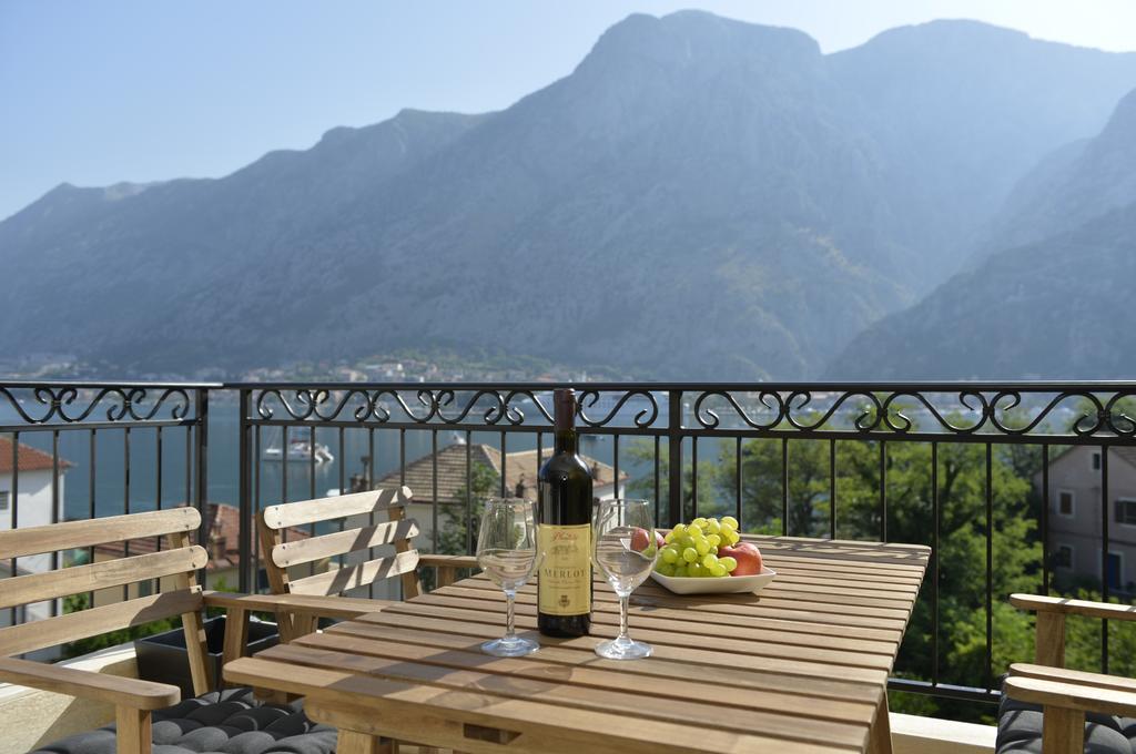 Posto Capitano C Group Apartamento Kotor Exterior foto