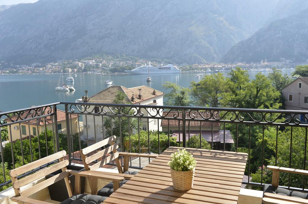 Posto Capitano C Group Apartamento Kotor Exterior foto